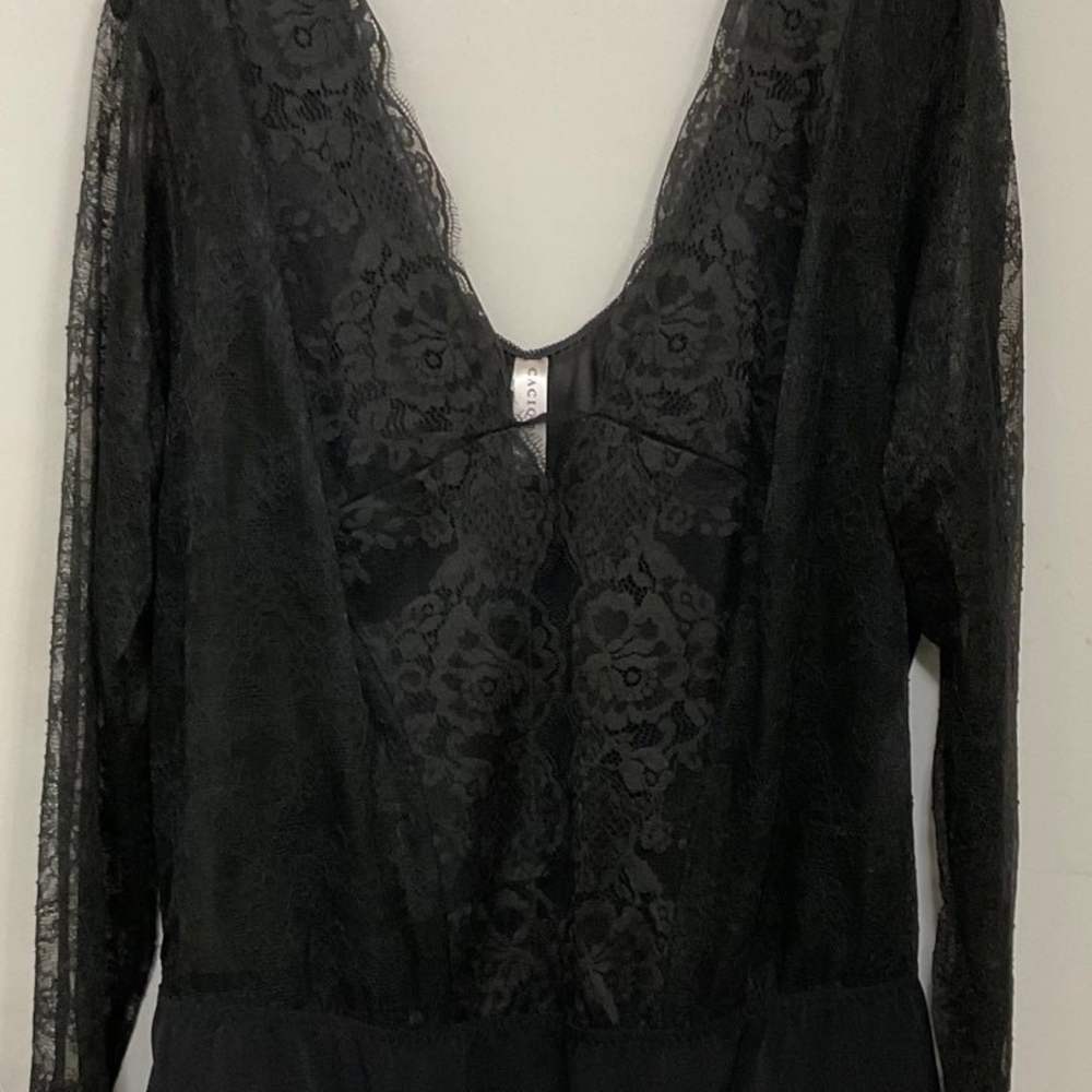 Elegant Black Lace Dress